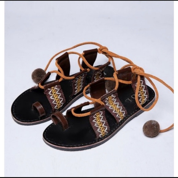 POL Aztec Print Sandals - Picture 3 of 3
